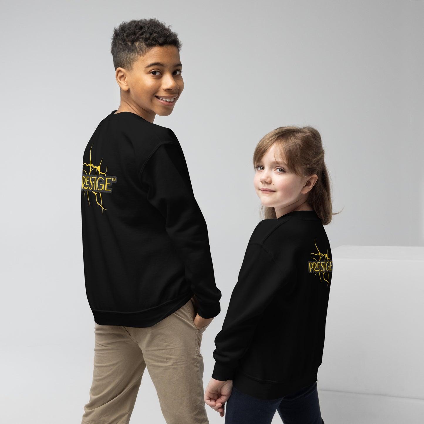 Sweat classique enfant Unisexe en Gildan 18000B Prestige™ Noir et Or NEW STYLE - Prestige SXM