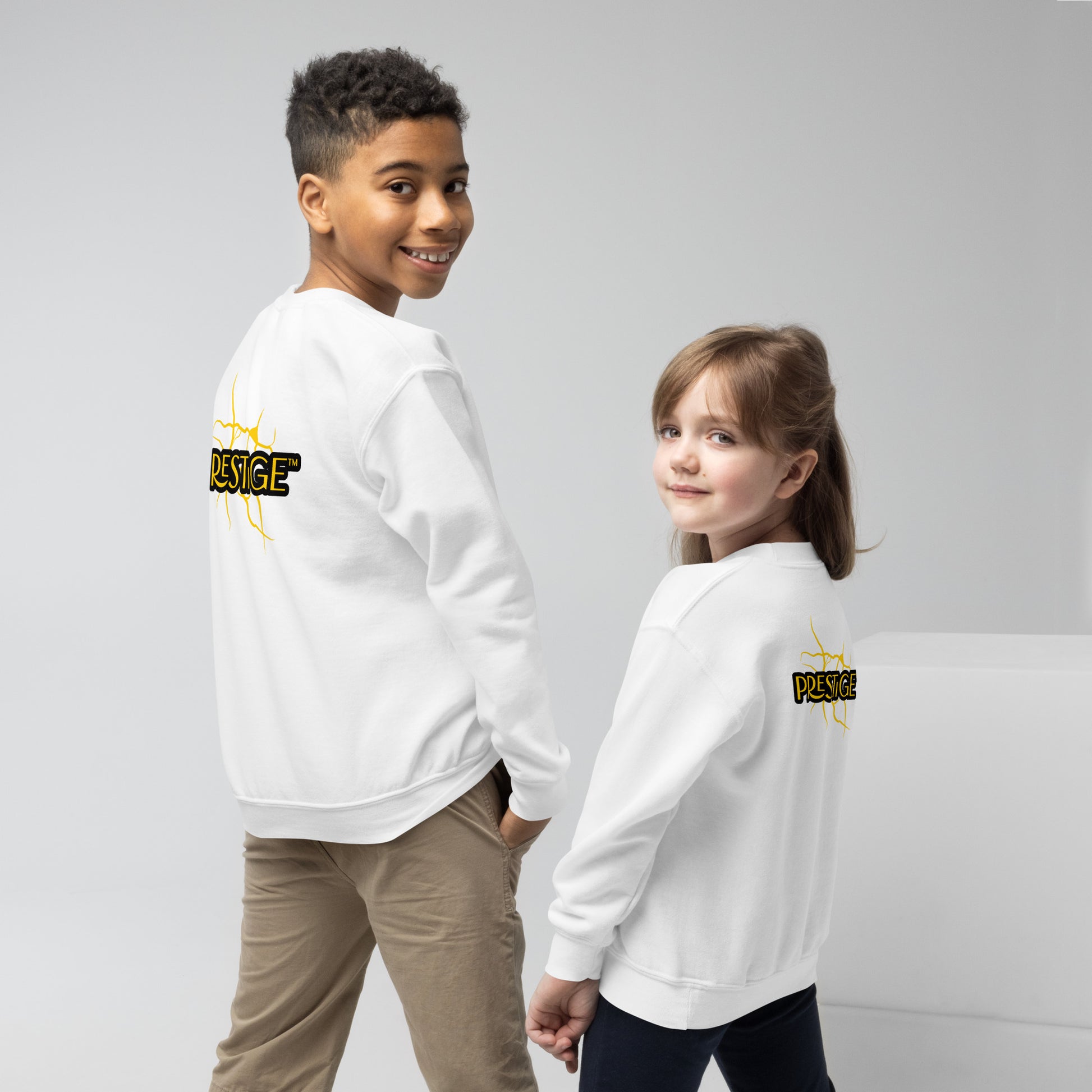 Sweat classique enfant Unisexe en Gildan 18000B Prestige™ Noir et Or NEW STYLE - Prestige SXM